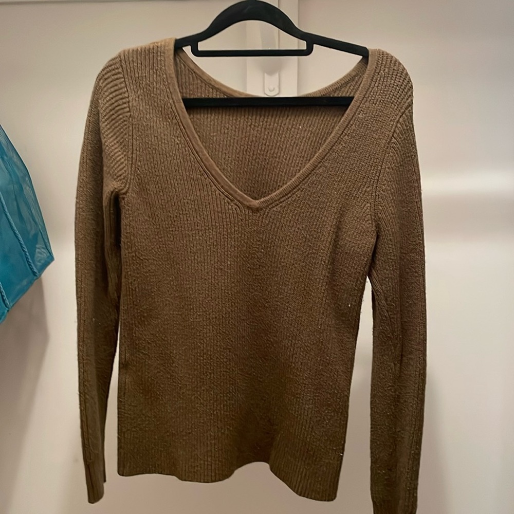 Olive green banana republic sweater xs